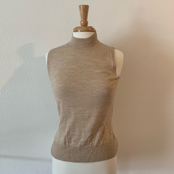 Ann Taylor sleeveless turtle neck sweater blouse - Picture 3 of 4